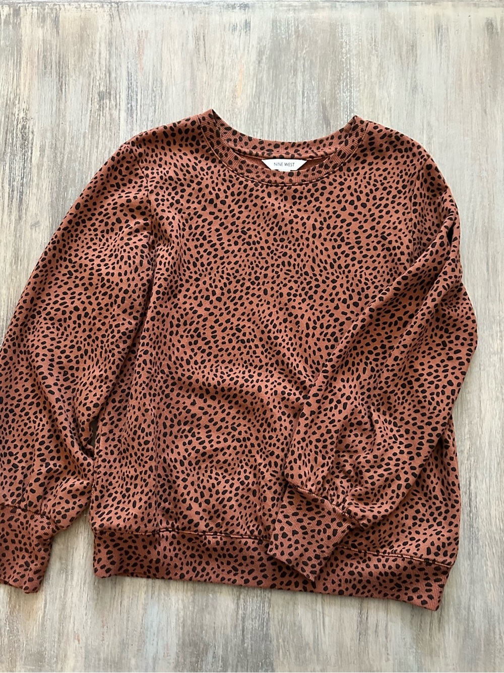 Nine West Rust Brown Crewneck Sweater with Black Speckle Print